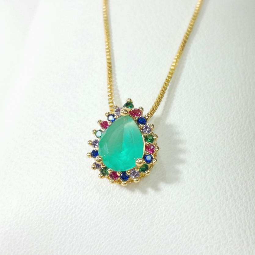 COLAR GOTA VERDE