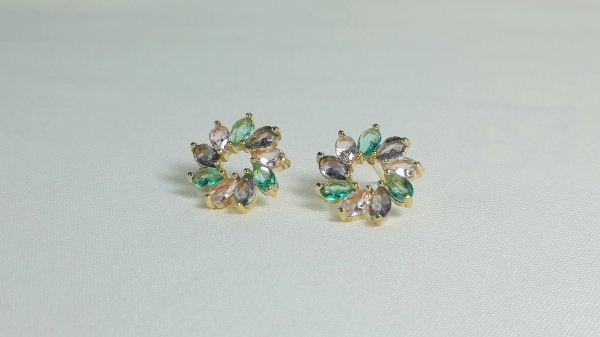 BRINCO FLOR CHIQUE