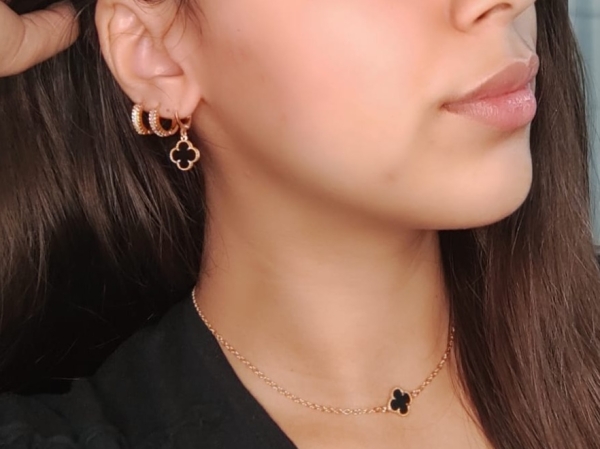 CONJUNTO TREVO COM RESINA